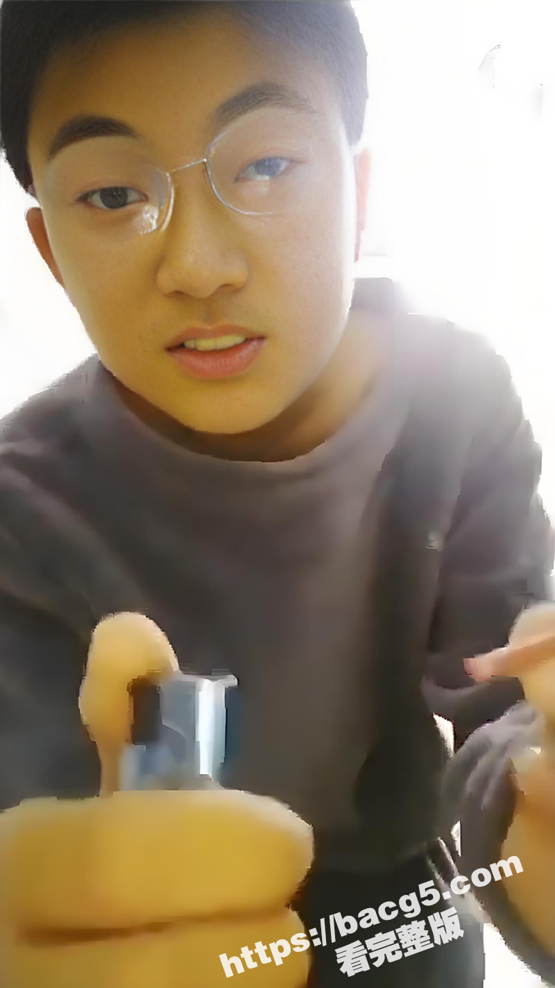 精神小伙社会你杨哥 直播鞭炮炸屌虐鸡 十级疼痛绝对狠人 直播录屏视频流出