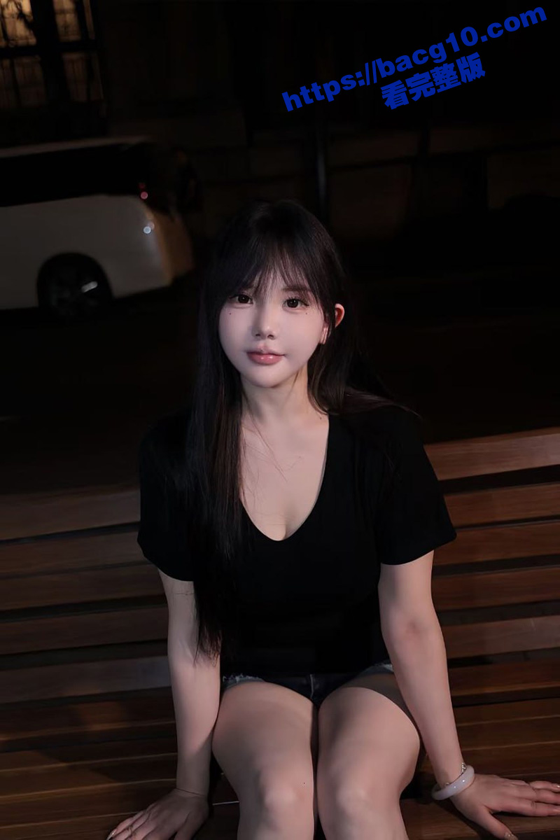 海角姐弟乱伦之姐姐的奶味 趁着姐夫出门 跑姐姐家里做爱 饥渴老姐见面就跪下吃鸡 无比风骚