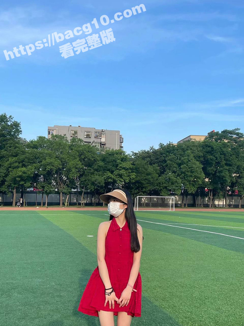 黑长直反差婊被炮友调教 狗盆吃饭自慰玩穴骚叫不止 跪地爬行疯狂给金主爸爸舔脚！