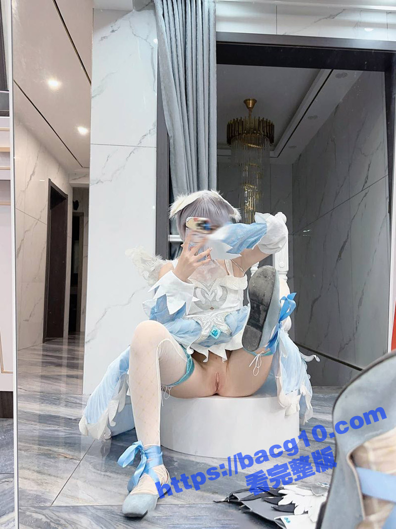 推特极品萝莉 波波兔相关图片