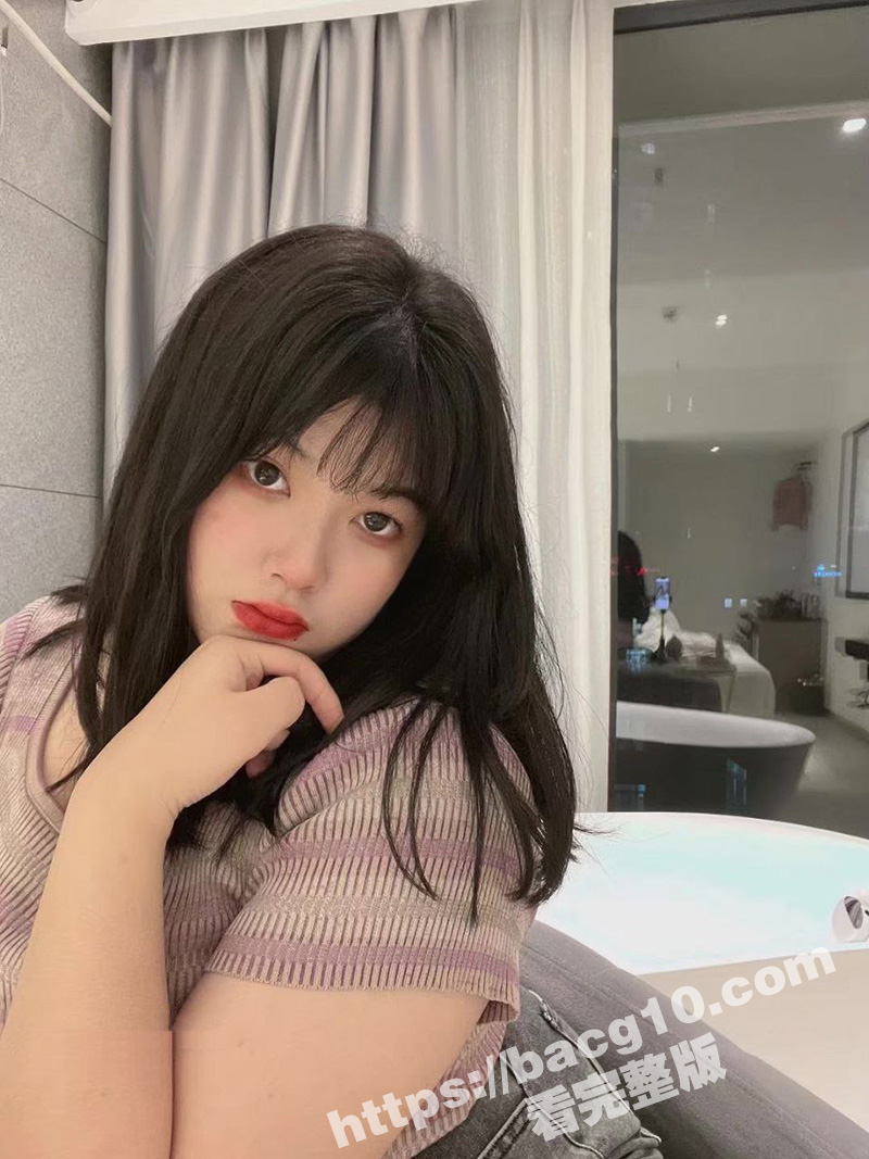 快手坦克女主播不雅视频流出 大奶肥妹激情全裸自拍 粉嫩小穴被扣到白浆四溢！