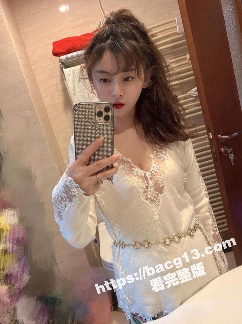 给他一个开锁的机会 差点成为捉奸的帮手 一女子凌晨与开锁师傅上演激烈纠纷！