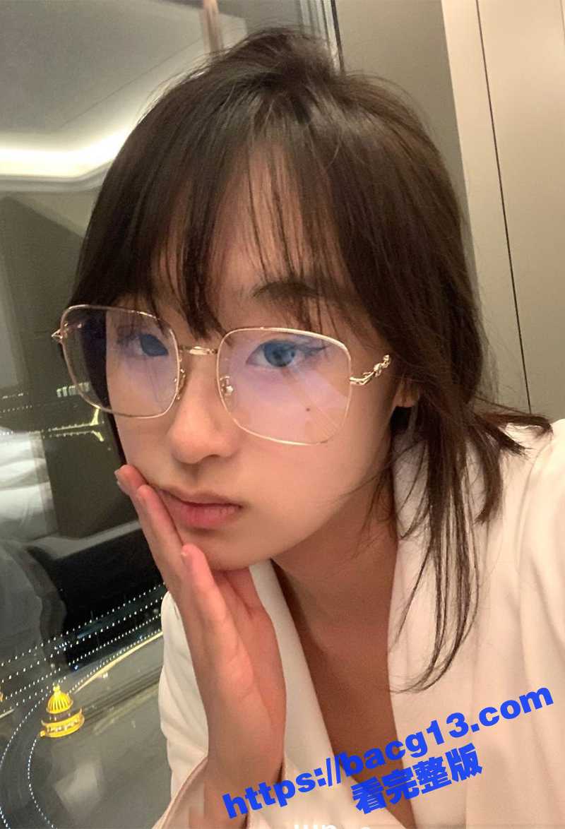 顶级反差淫妻 SMM相关图片
