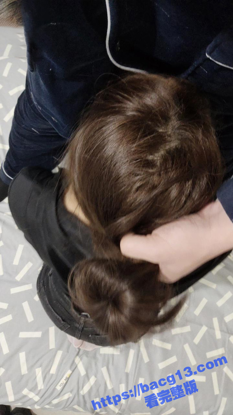 海角 我的离婚姐姐 新作 姐弟偷情内幕曝光 瞒着男友与弟弟偷欢 沉醉于禁忌刺激无法自拔！