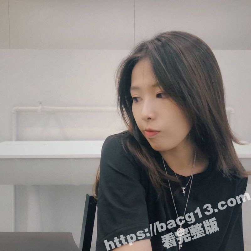 江苏无锡反差母狗 欧丽媛 饱满阴唇极致诱惑 酒店约炮展示顶级口交技巧！