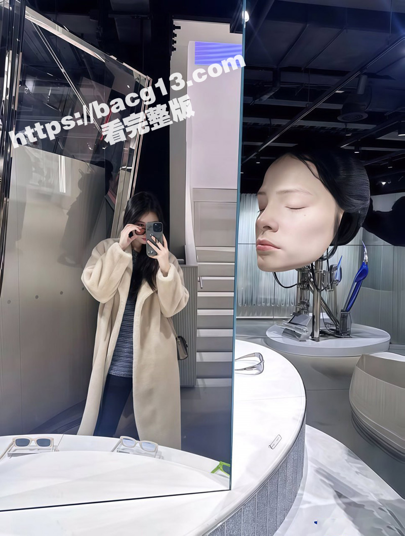 推特南航空姐 朵小姐相关图片