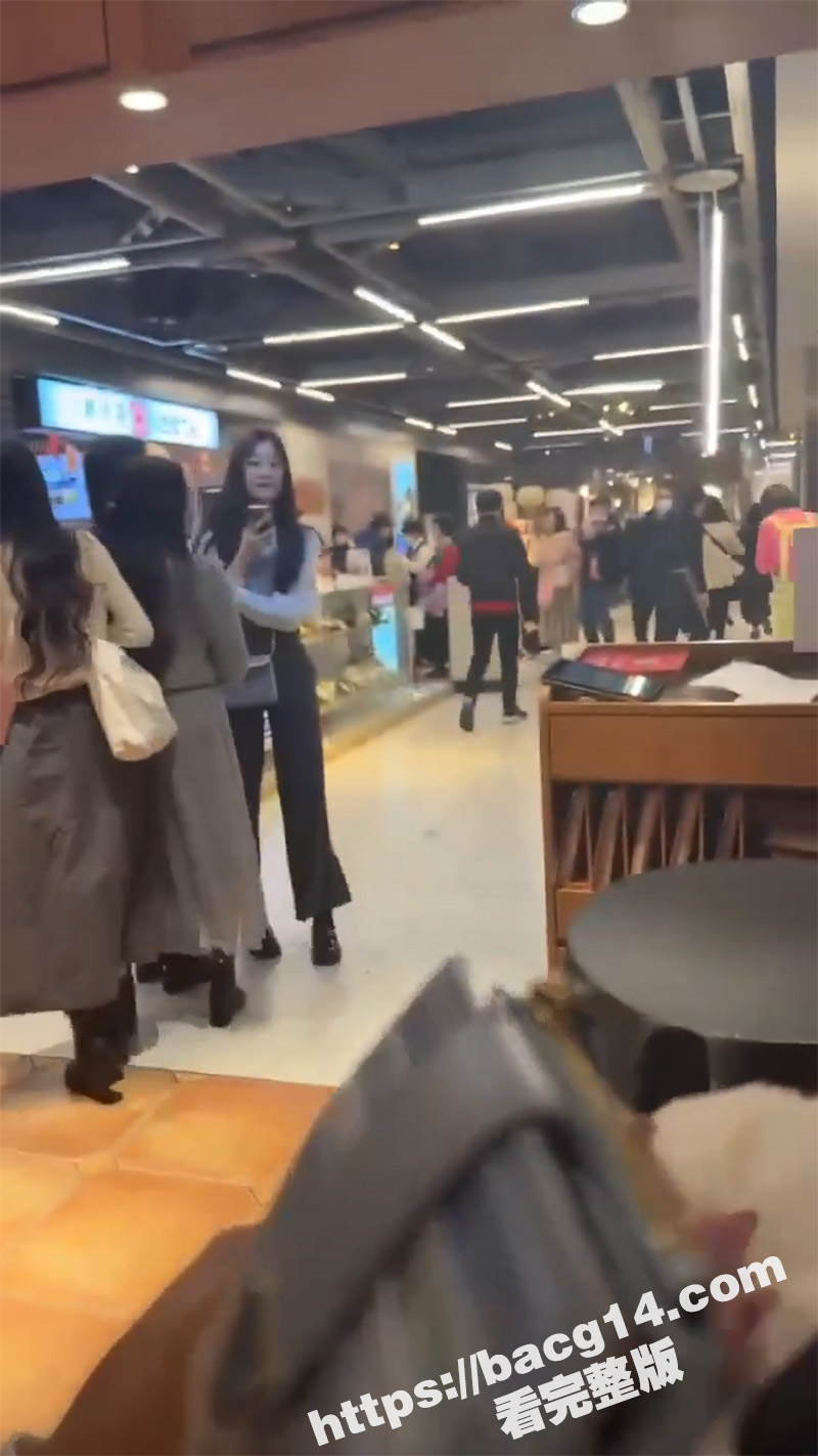 台湾台中市百货商场 相关图片
