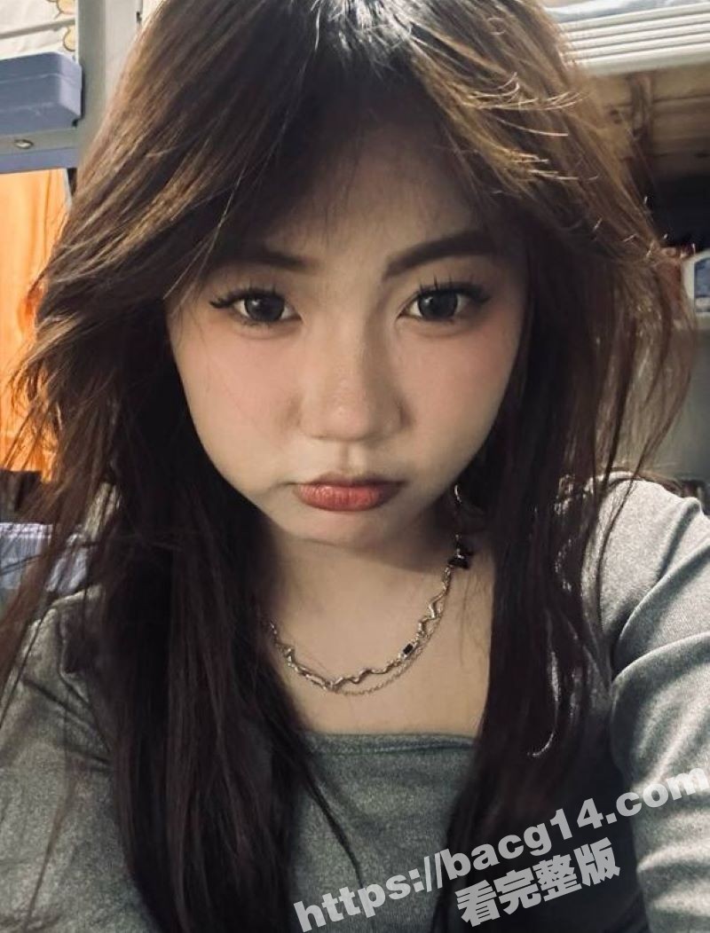 海南清纯女大学生 孙凌 沦陷网络调教 微胖身材惹火勾人 粉嫩蜜穴直叫人欲罢不能