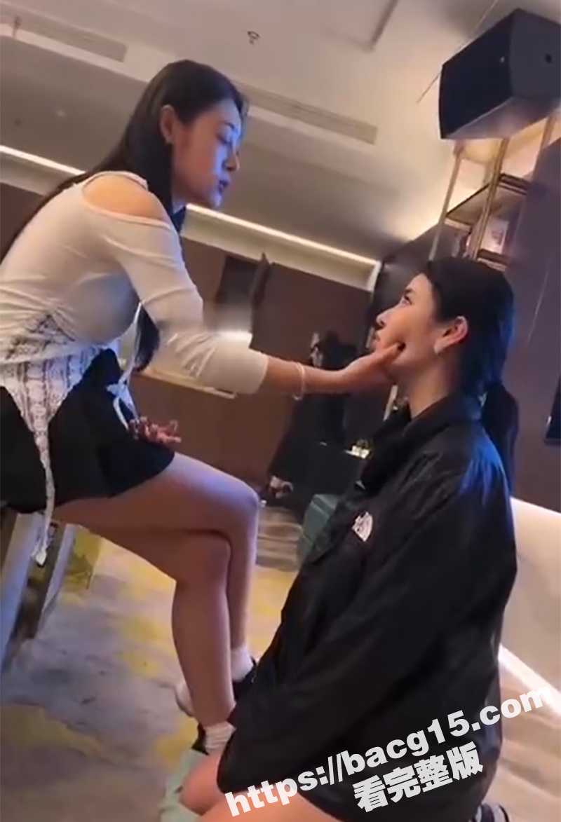 北京气质御姐遭众美羞相关图片