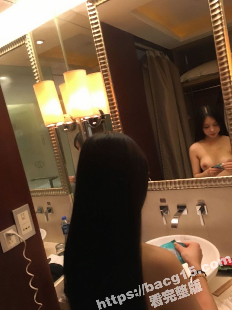极品尤物私人教练课后相关图片