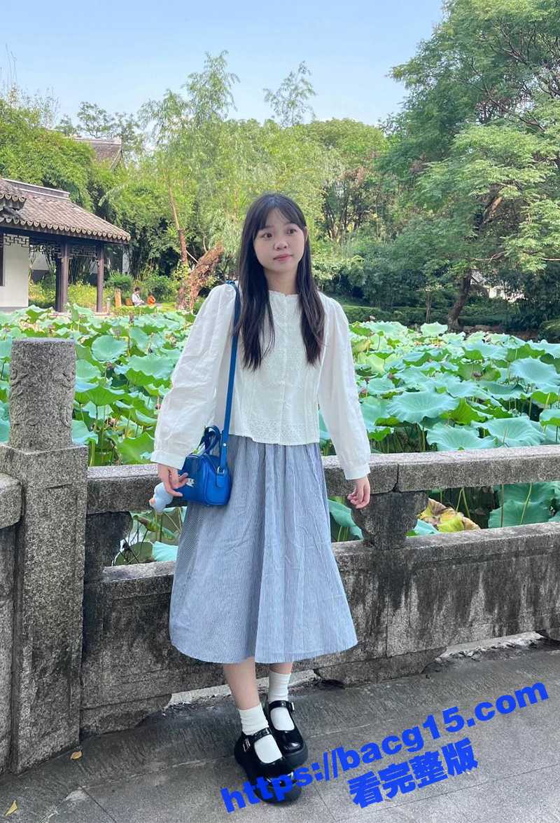 山东威海00后清纯校相关图片