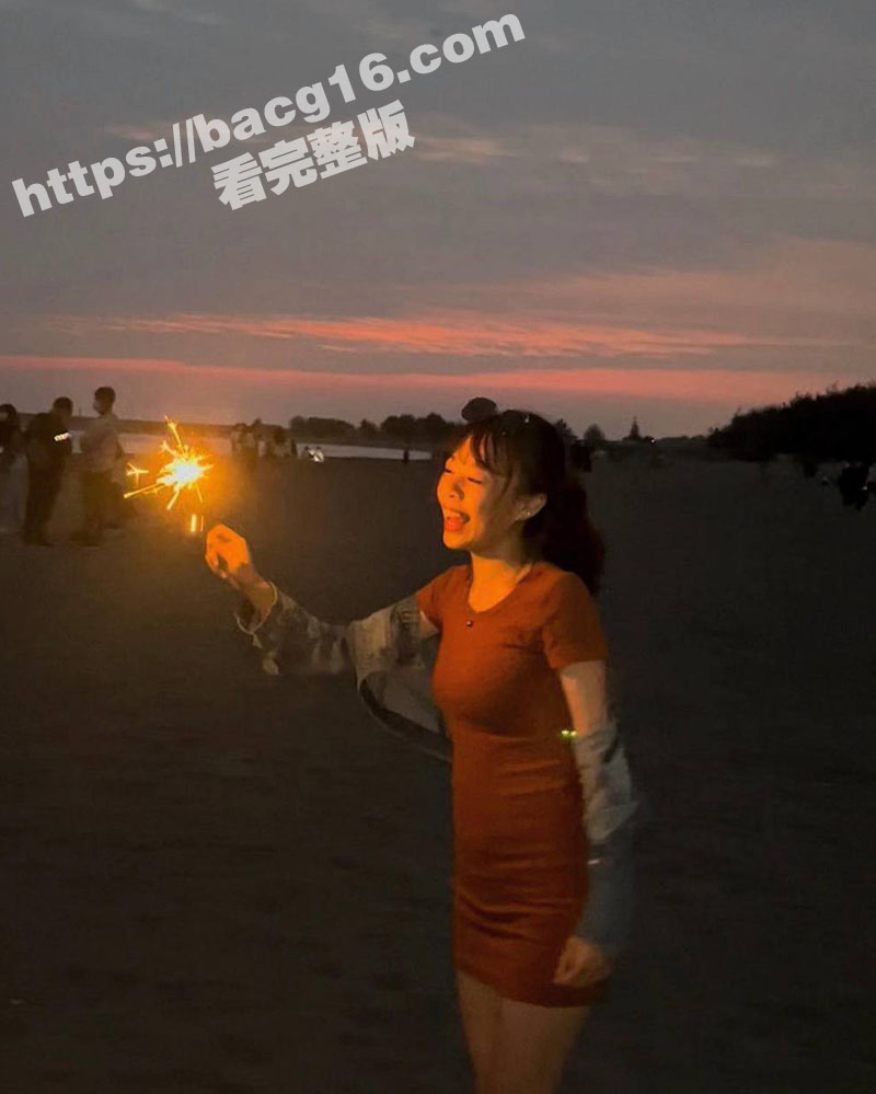 超可爱学生妹 崔雪 相关图片