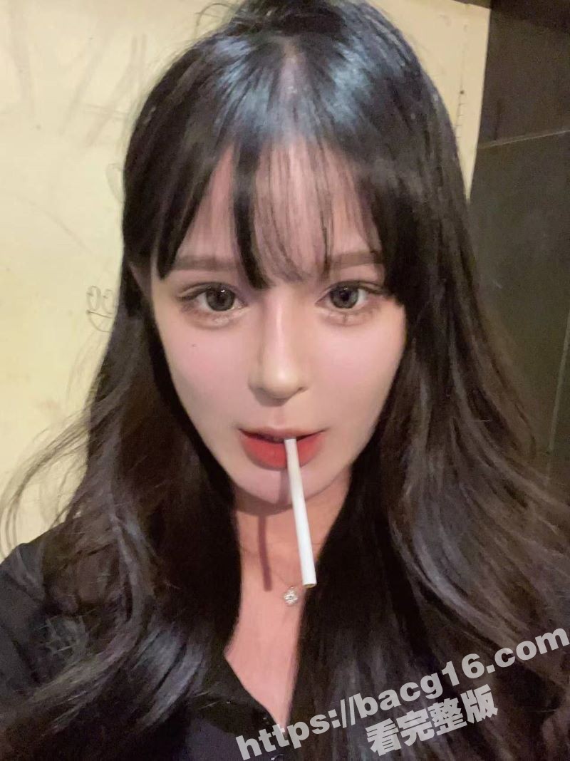 广州巨乳外围女 宋忆昕 被金主包养视频流出 口交侍奉无套爆操 骚劲爆棚！