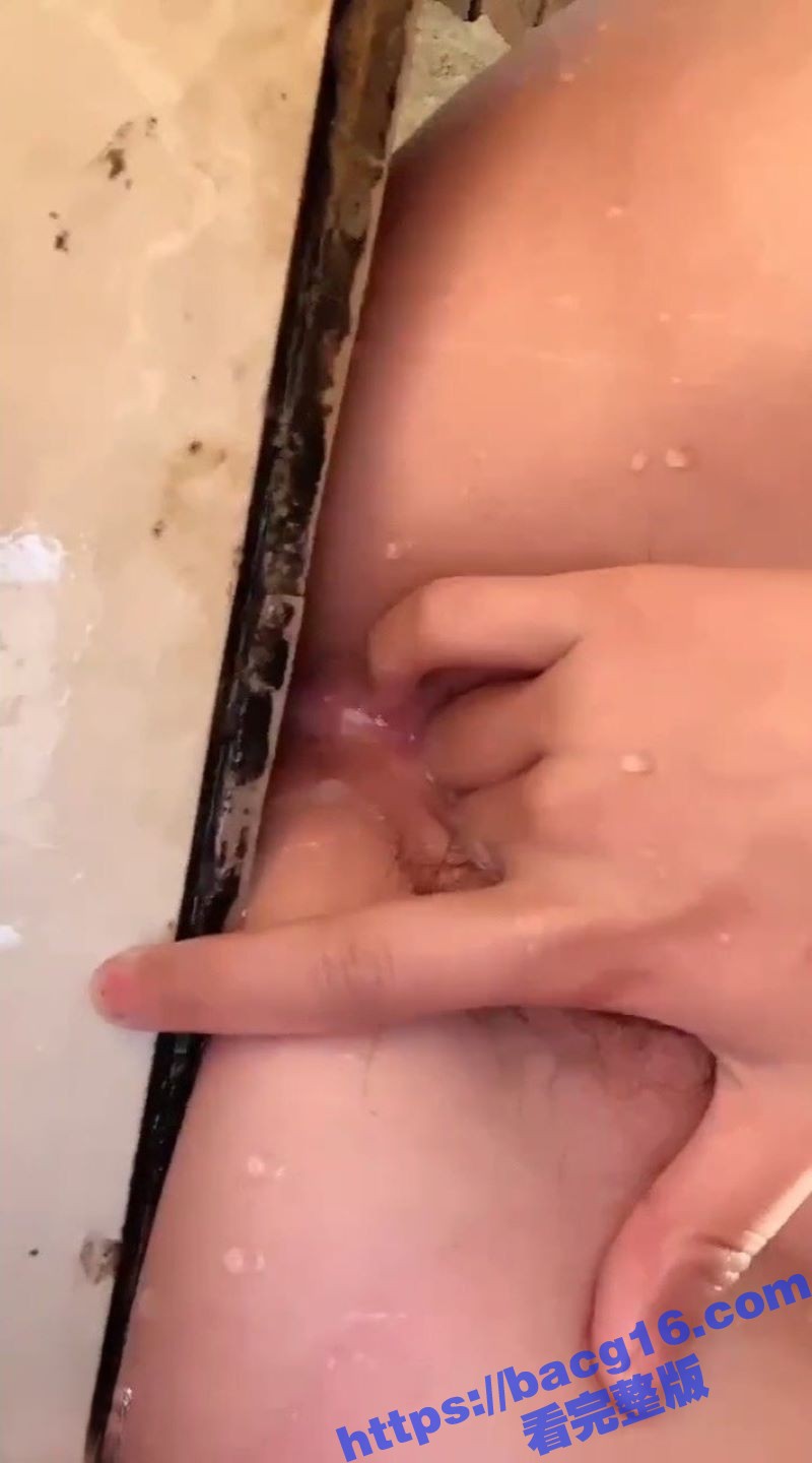 快手纹身精神小妹 给相关图片