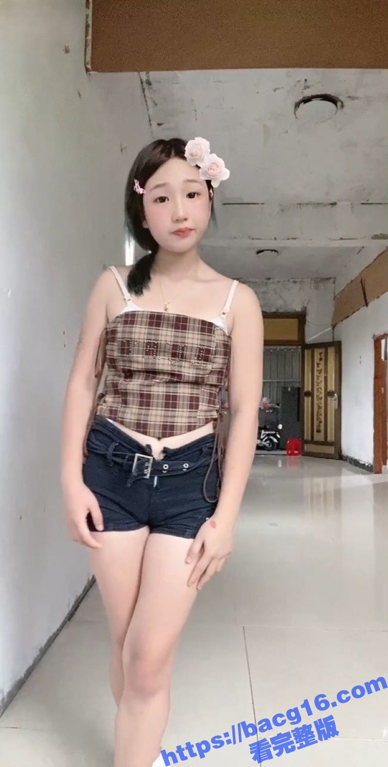 快手纹身精神小妹 给相关图片