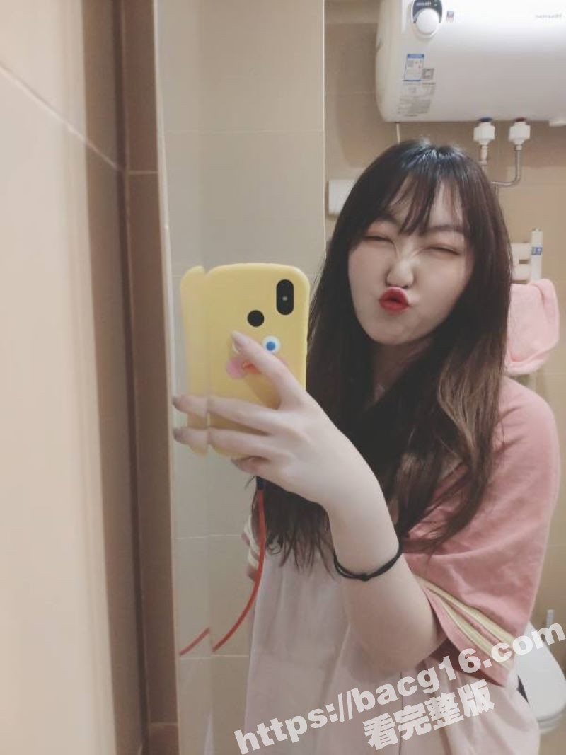 吉林大学母狗 郭淑凡 性爱视频曝光 每天自慰勾引不同的已婚男人 淫骚至极！
