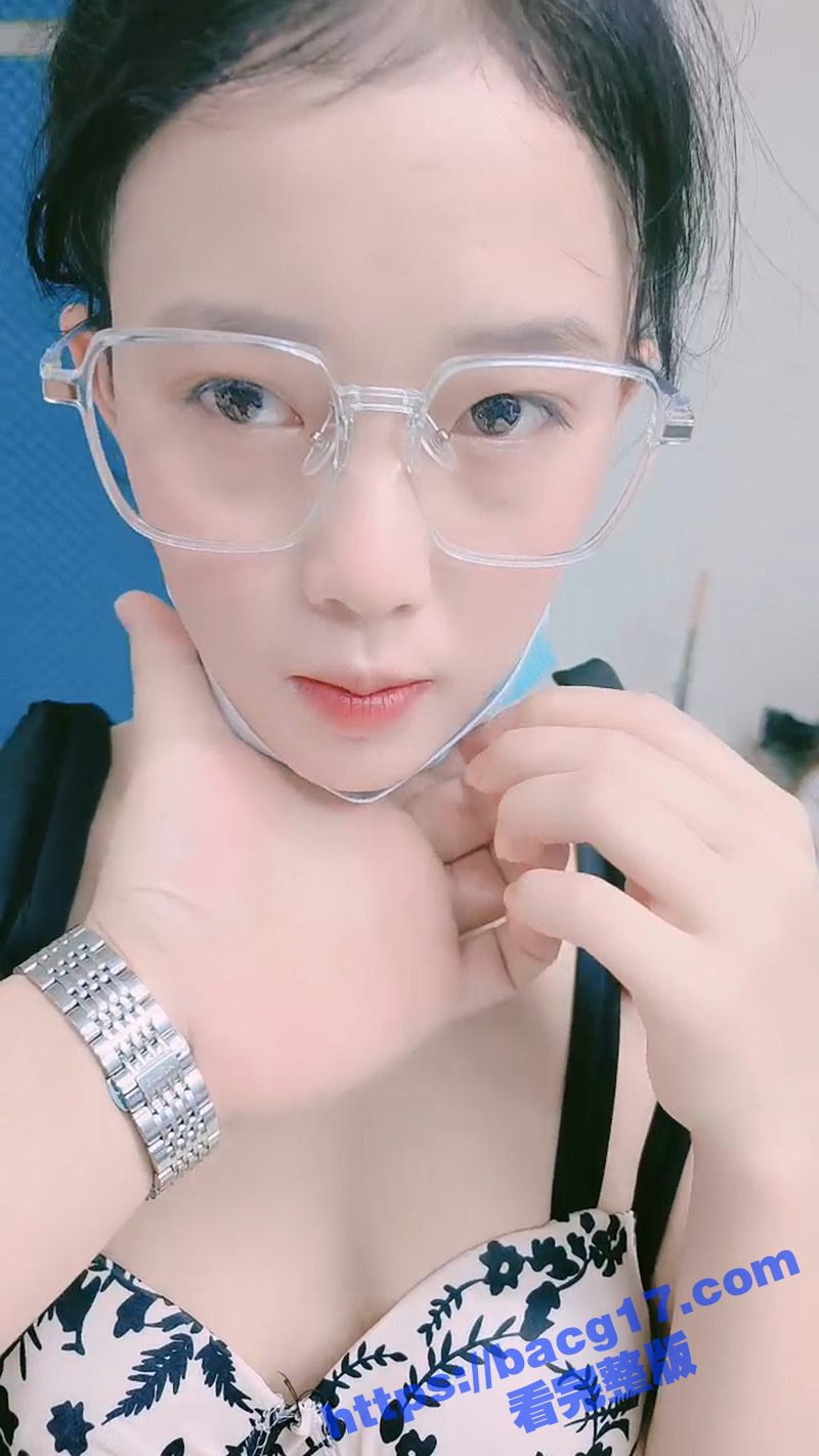 绿帽小伙带姐妹花跟黑相关图片