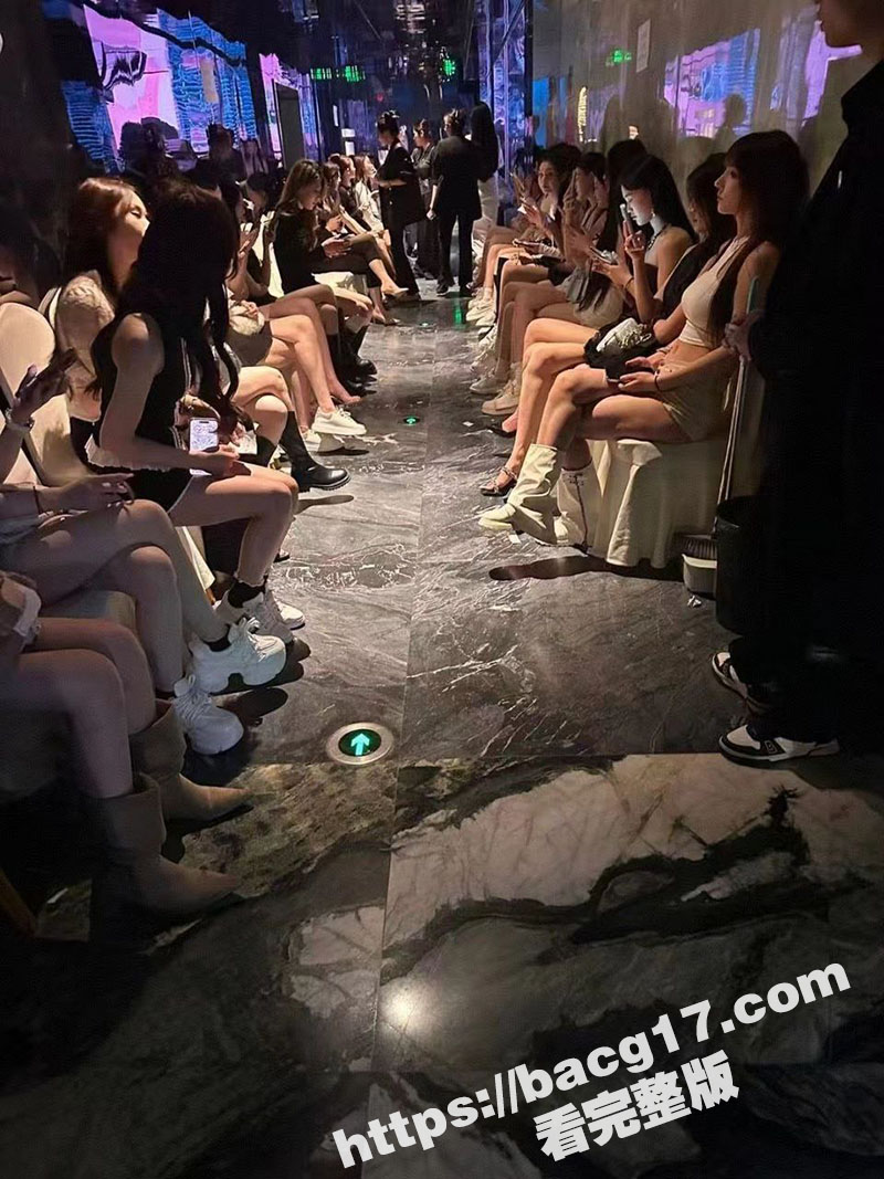 暗黑KTV夜店合集 夜场骚鸡激情热舞 都是高质量公主女神 这才是夜生活啊！