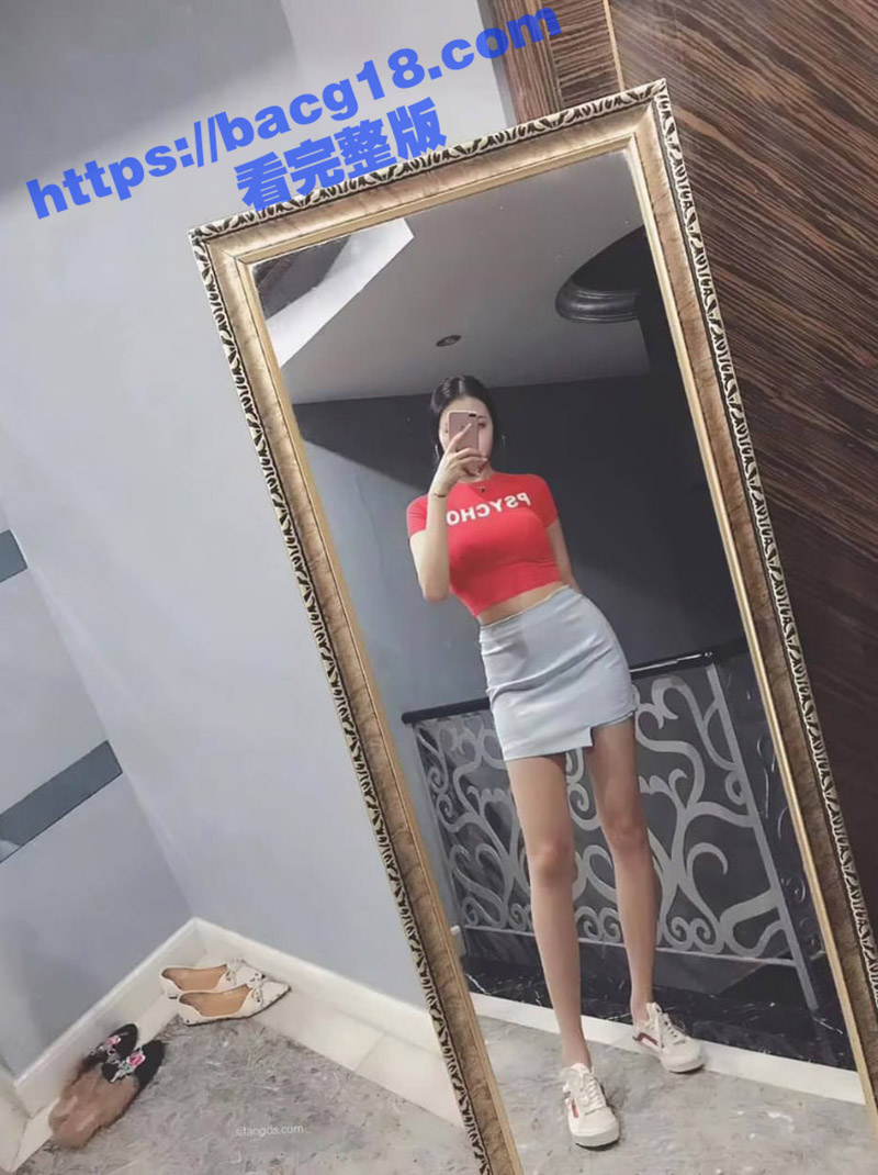 反差御姐人妻玉晨 逆天长腿翘臀尤物 趁着酒劲解锁4个大汉 轮流抽插爆操骚穴 超多部福利合集流出