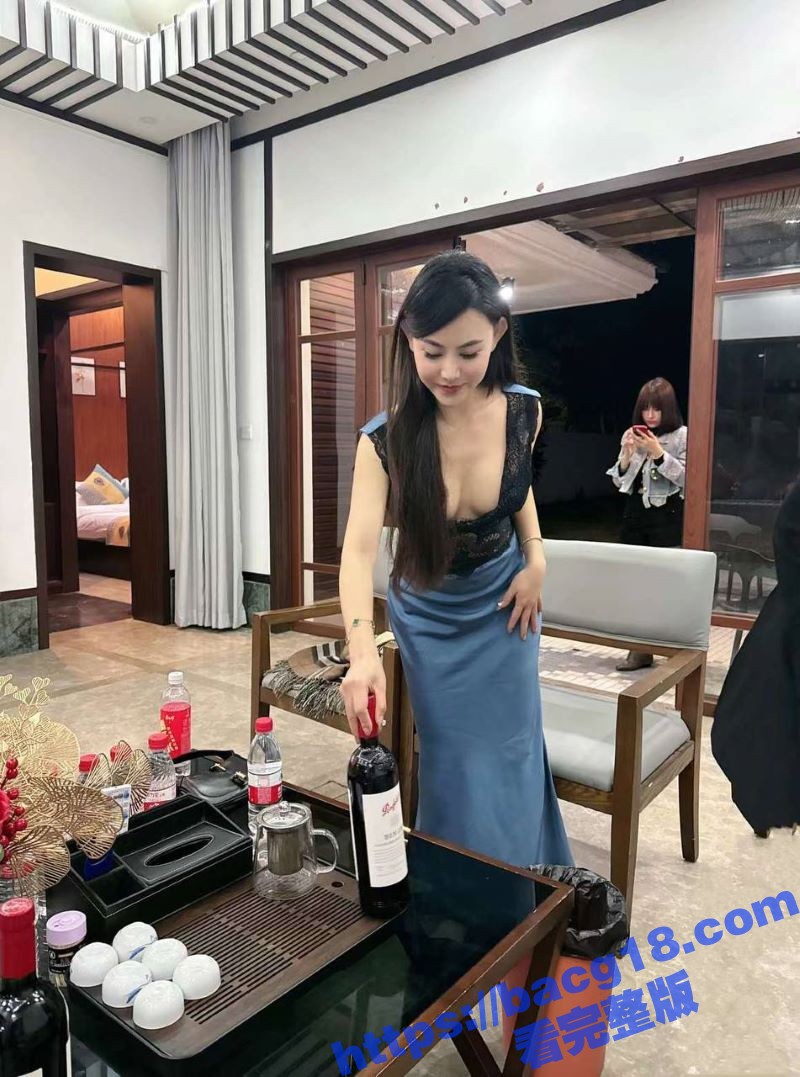 深圳龙岗巨乳 林梦雪相关图片