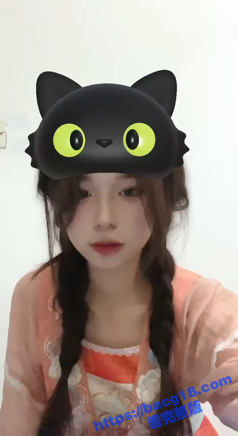 瓜友投稿 曝光自己的前女友 19岁双马尾少女被开发成淫荡母狗 穿古装跟男友视频自慰