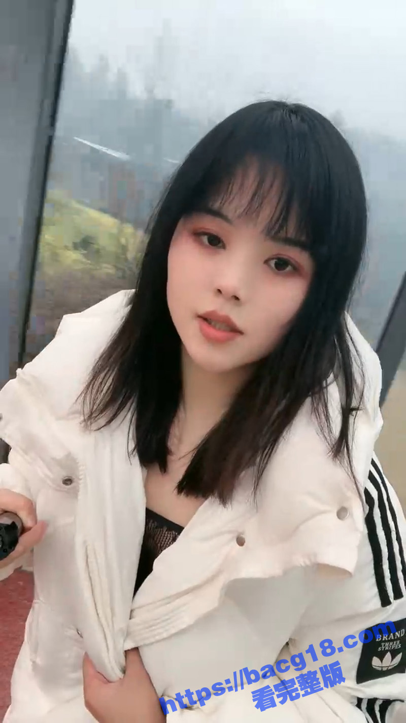 巨乳反差播主 葡萄熟相关图片
