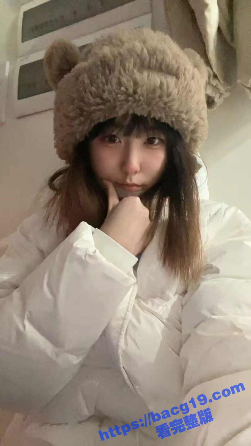 极品身材母狗 杜寓苓 00后反差学生妹 翘臀美腿性感诱人 被大叔包养各种调教 性爱自拍视频流出