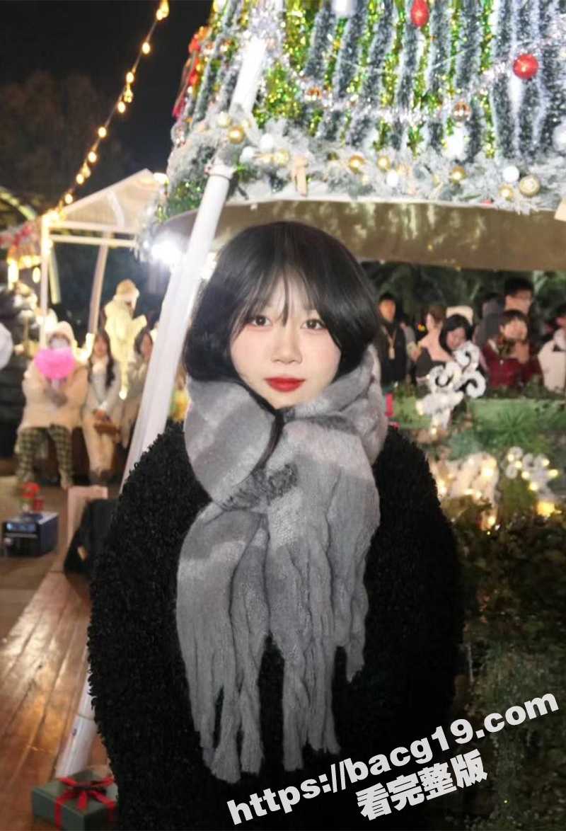 南京邮电大学女学生 陈颖 与男友做爱视频曝光 反差婊戴着狗链玩后入 跪舔大屌激情深喉