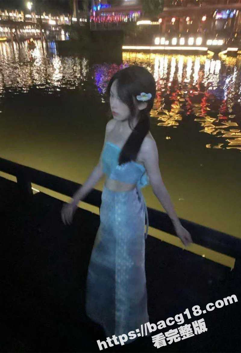 武昌职业学院清纯女生曹心宇 性爱视频曝光 露脸挨操淫叫不停 黑丝白虎无套操弄