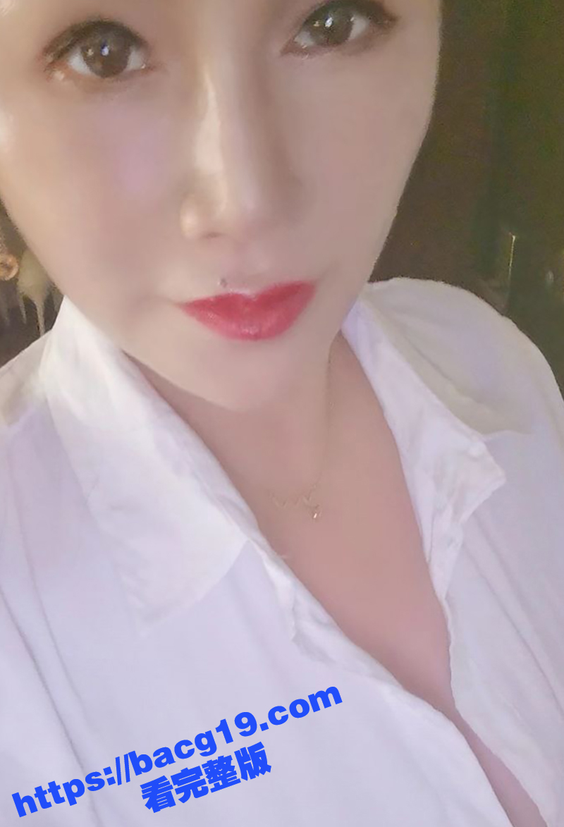 快手熟女人妻 桃桃 相关图片