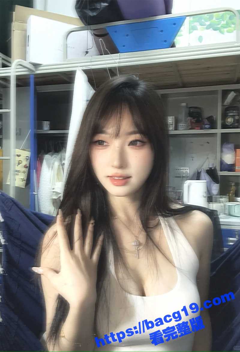 土豪重金定制 清纯女大学生 大尺度情色视频 自慰调教浪叫连连 露奶揉穴极致诱惑