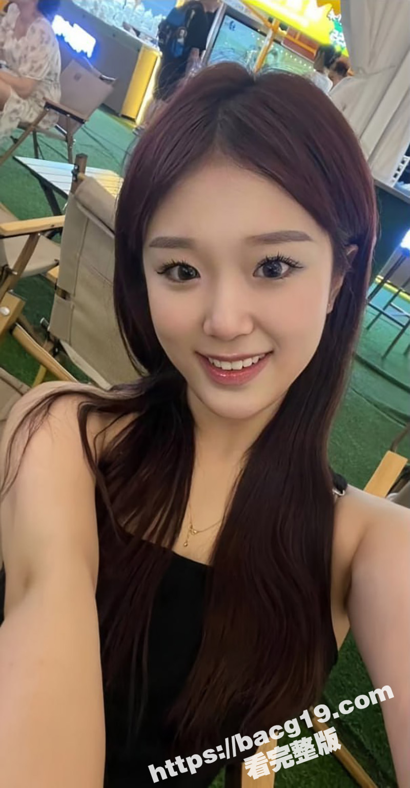 甜美颜值气质学生妹 极品身材长腿拜金女 与富二代酒店激情肉搏视频流出
