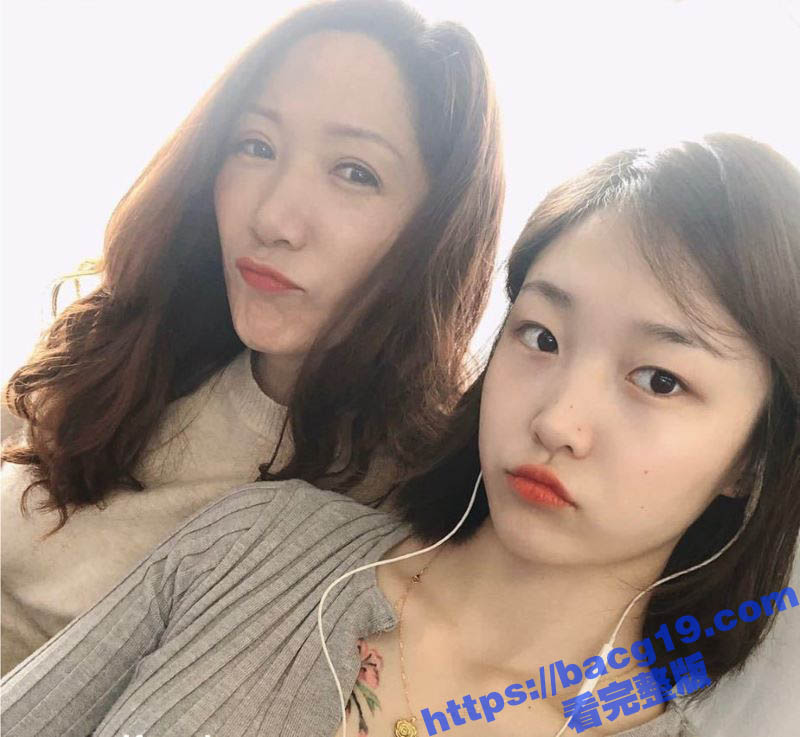 山东青岛精神小妹 张筱婷 被渣男泄密曝光 主动掰开蜜穴迎接主人猛干内射 露脸纹身实锤！