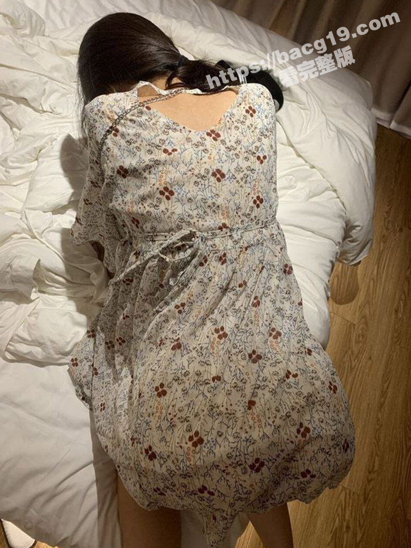 福建反差骚幼师 颜思相关图片