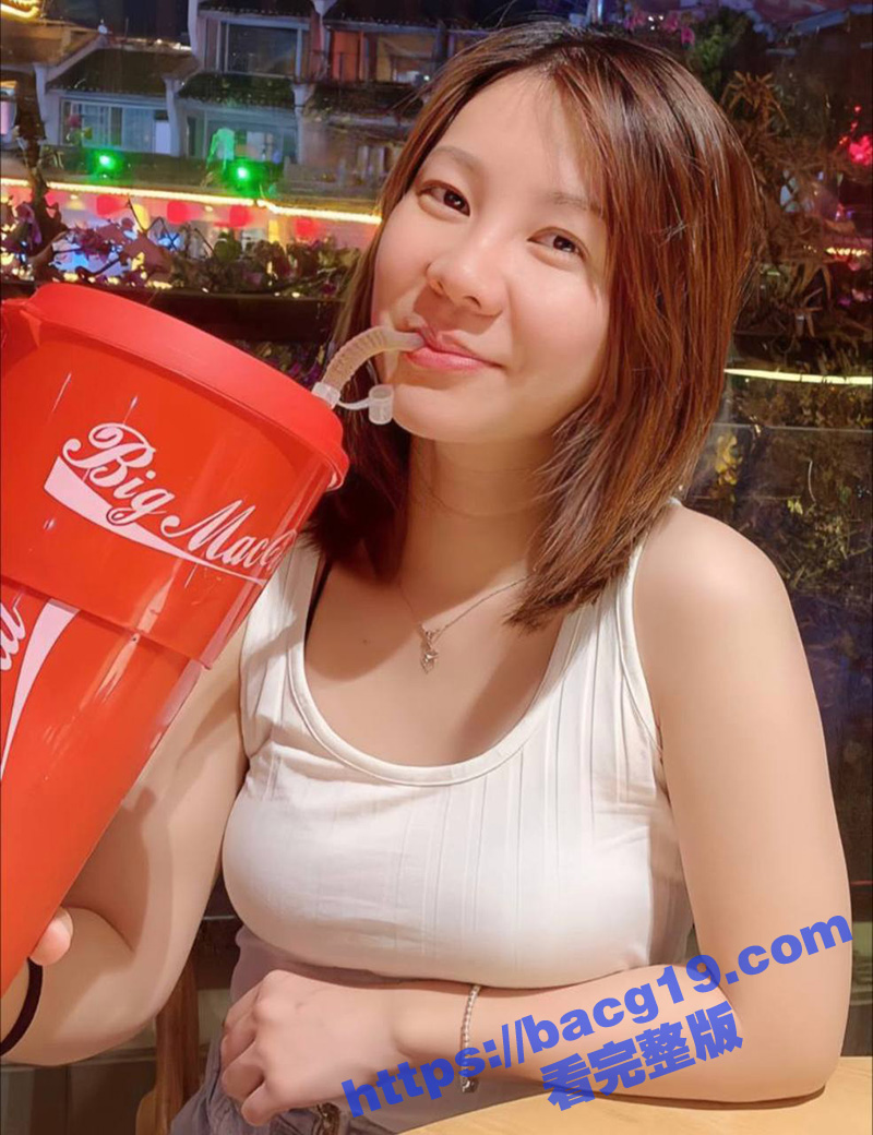新西兰华裔骚妻 趁老公孩子不在家 和情人激情约炮 D罩杯大奶疯狂摇晃 全程高潮不断