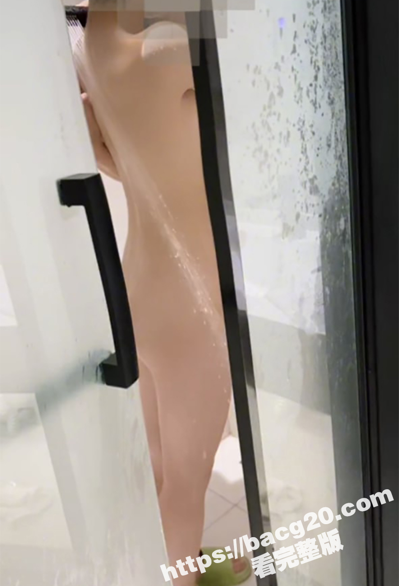 绝美气质少女双穴齐开相关图片