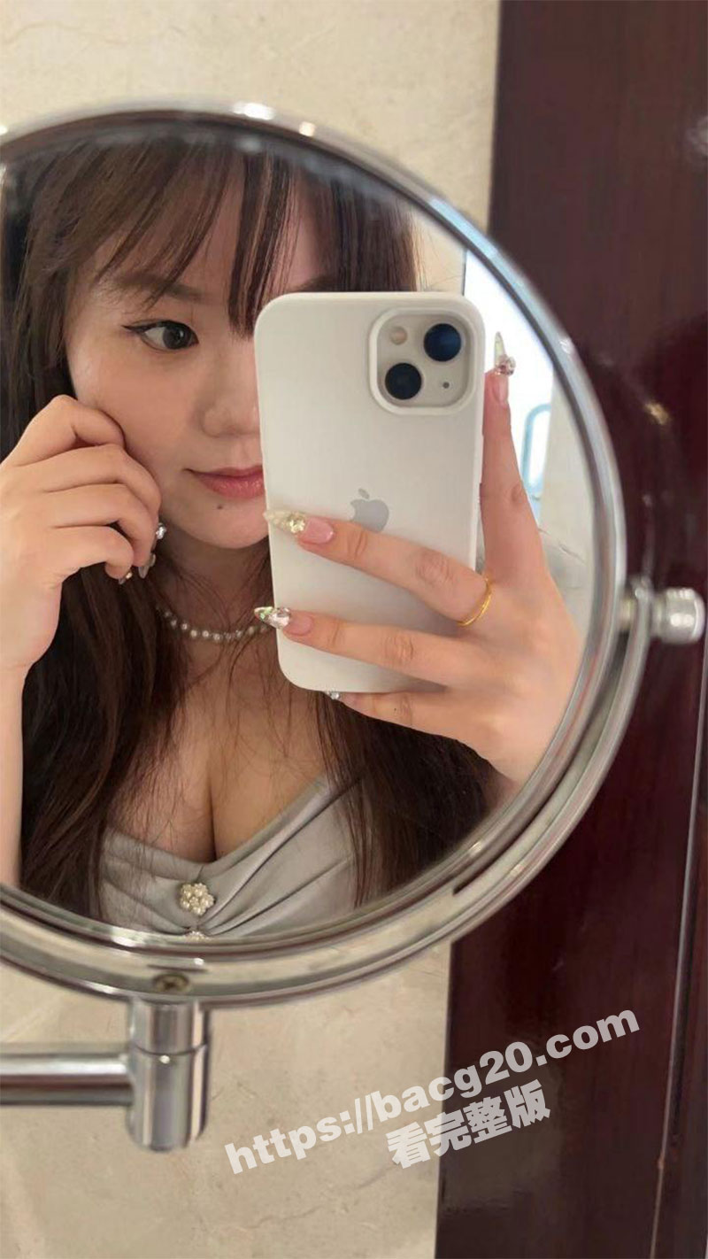 辽宁丹东反差母狗 王相关图片