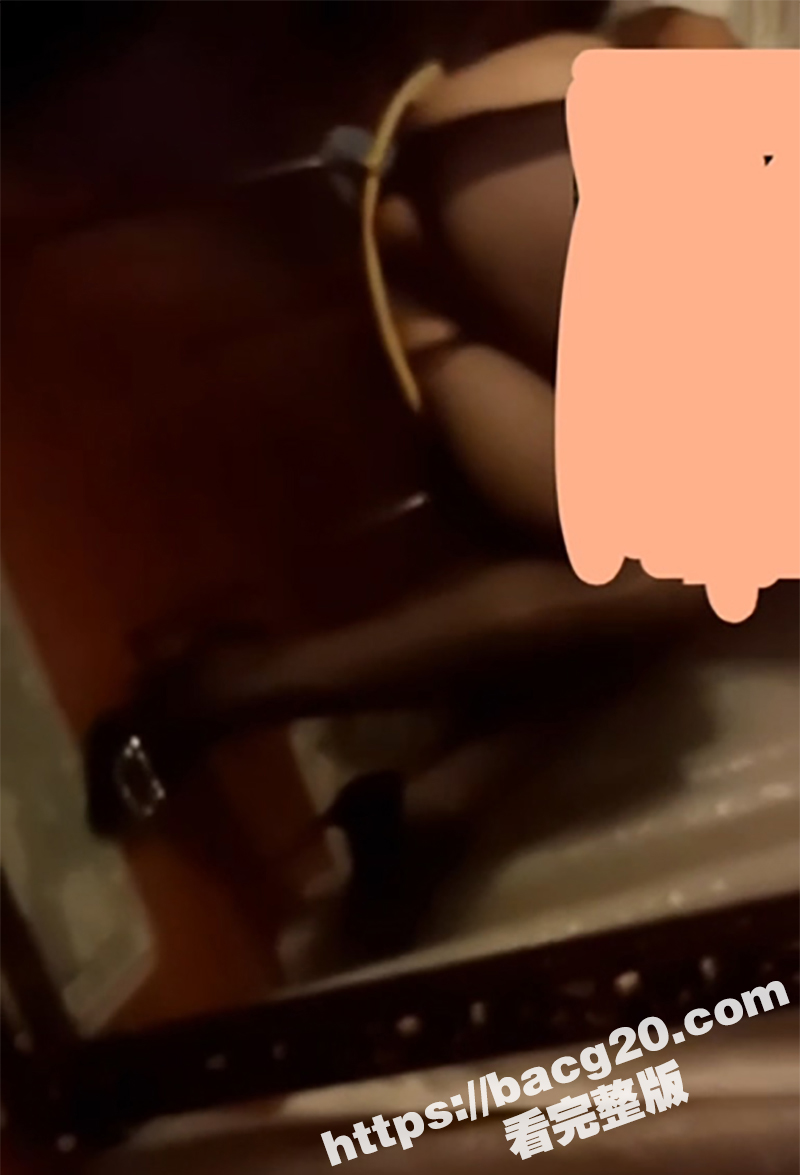 抖音御姐网红 肉球球相关图片
