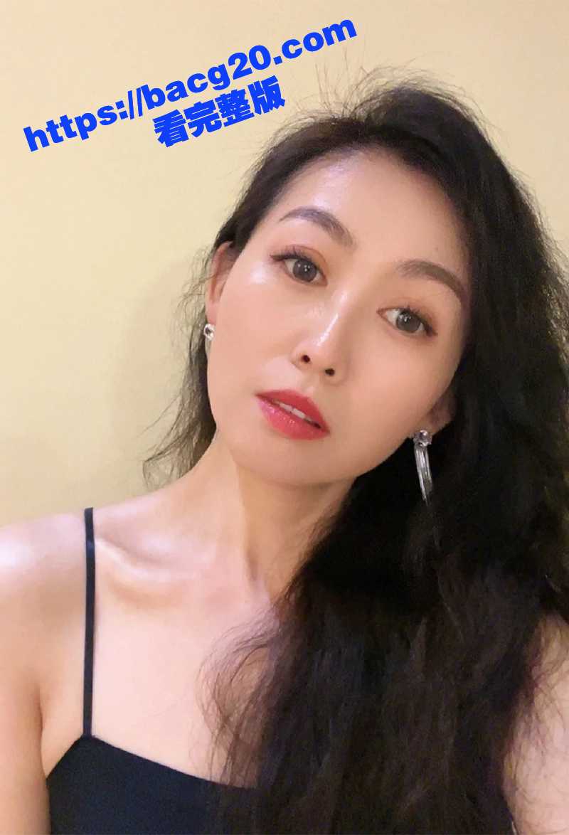 户外老头乐车震偷拍！50岁卖淫大娘拉着大爷激情野战 还得是你大爷啊 这风流程度丝毫不减当年！