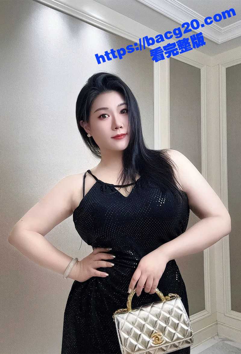 户外老头乐车震偷拍！相关图片