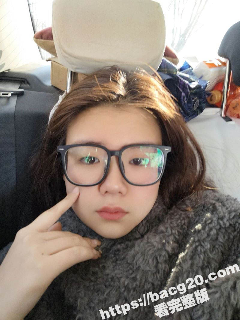 河南洛阳微胖大学生 王钦辉 性爱视频流出 蜜桃臀女神上位疯狂榨精 小穴淫水横流！