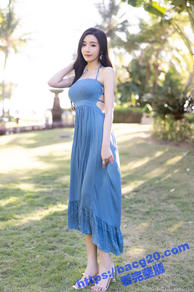 顶级嫩模 王馨瑶 最新大尺度写真私拍 天蓝色连衣裙清纯靓丽 极品白嫩大长腿让人流连忘返