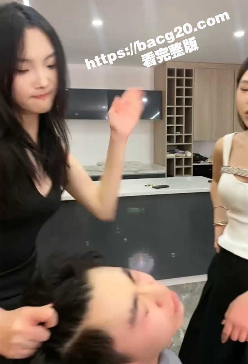 三个小仙女联手凌虐调相关图片