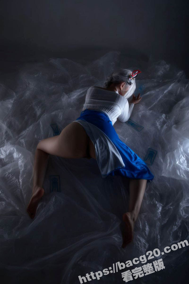 极品巨乳尤物 hokunaimeko COS原神申鶴福利 雪白的肌肤吹弹可破 巨乳挺立极具诱惑