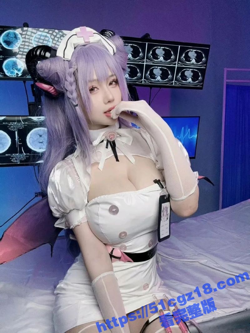 巨乳福利姬 修修猫w相关图片