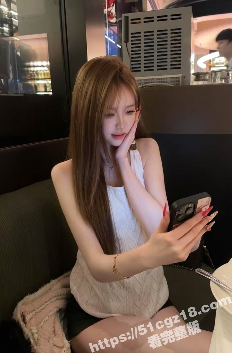 广东20岁母狗 覃苏相关图片