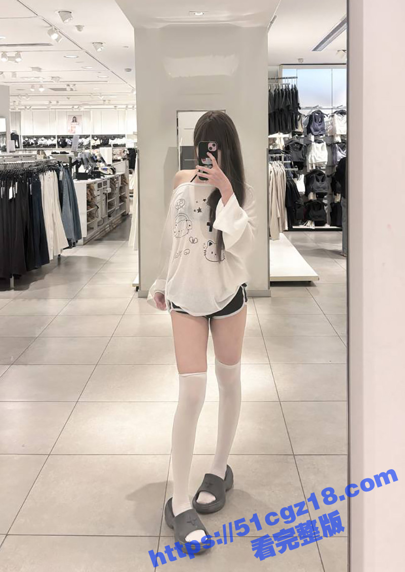 抖音反差萝莉 朱心蝶相关图片