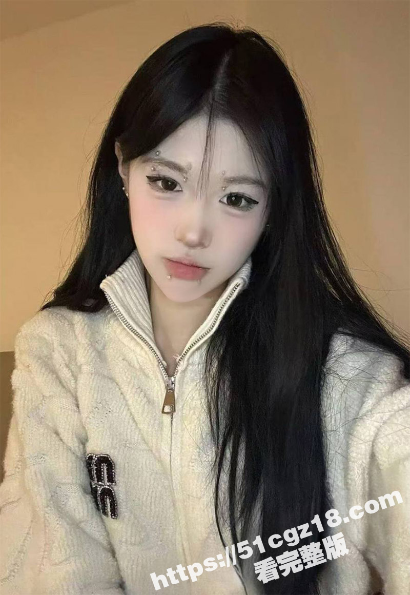 高颜值学妹 林雨萌 相关图片