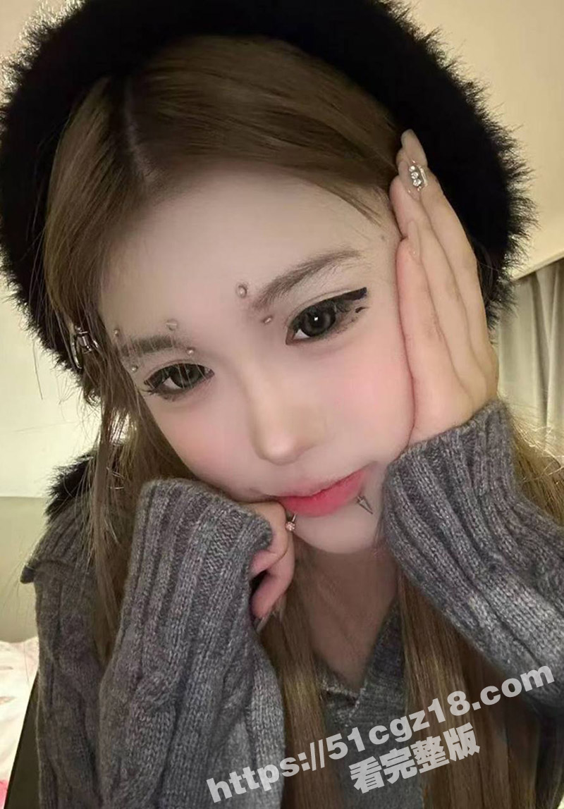 高颜值学妹 林雨萌 相关图片