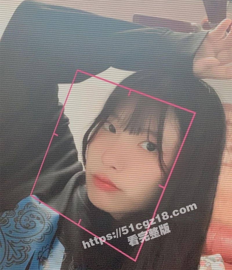07年清纯学生妹 金主包养巨乳全裸定制 摸逼自慰十分诱惑！